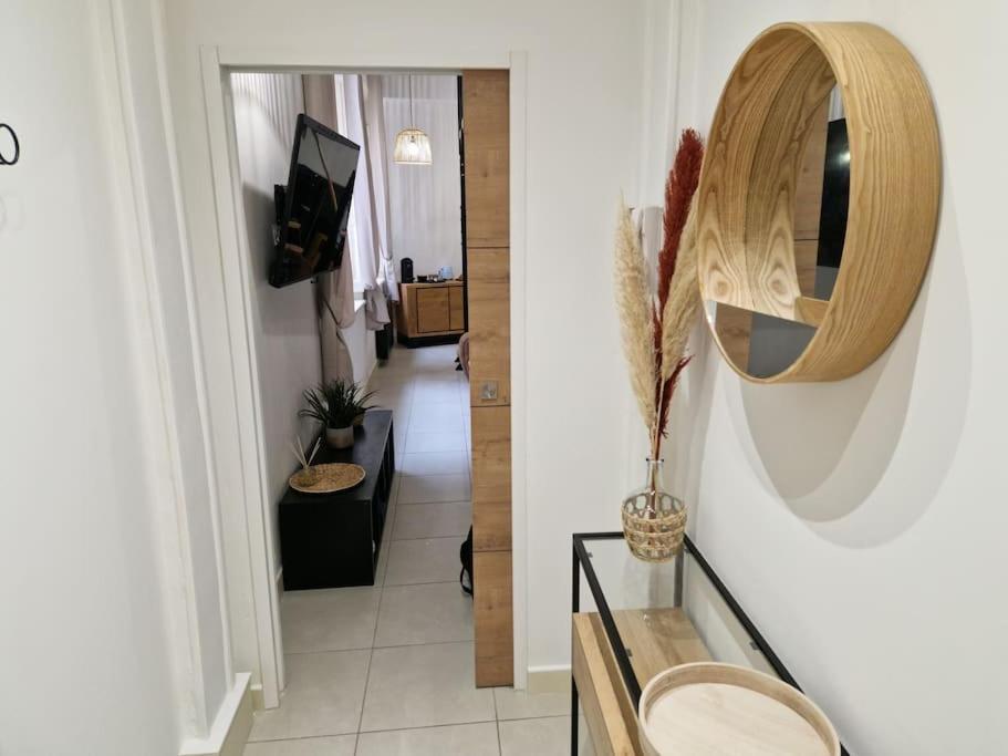 Au Spa De Llea Suite Retro Avignon Bagian luar foto